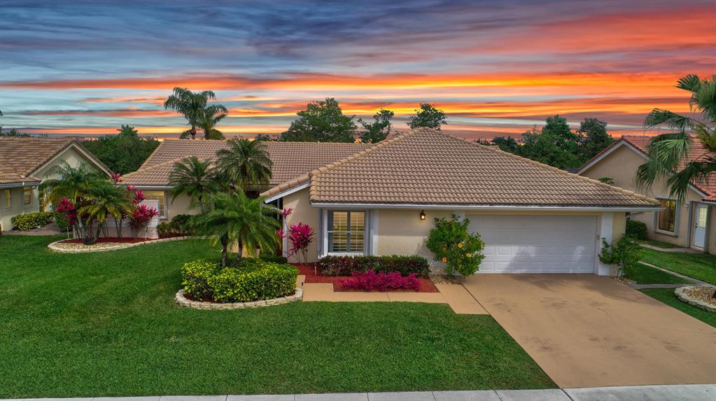 ISLAND LAKES - Residential