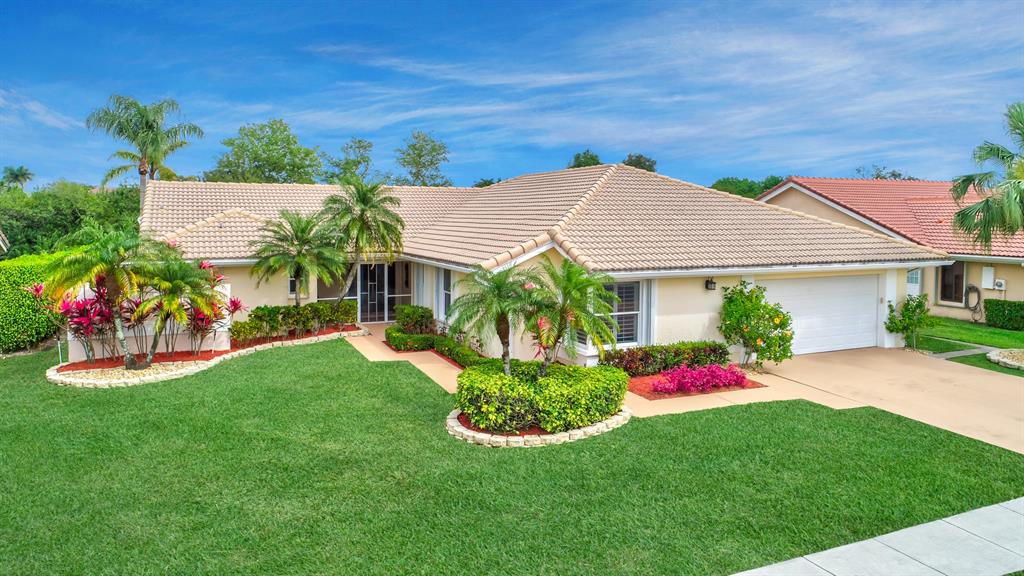 ISLAND LAKES - Residential