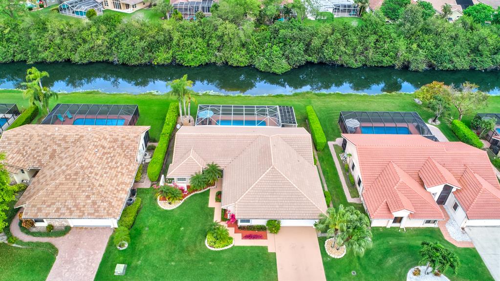 ISLAND LAKES - Residential