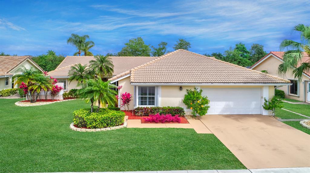 ISLAND LAKES - Residential