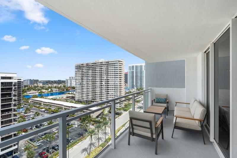 2030 S Ocean Dr 1407