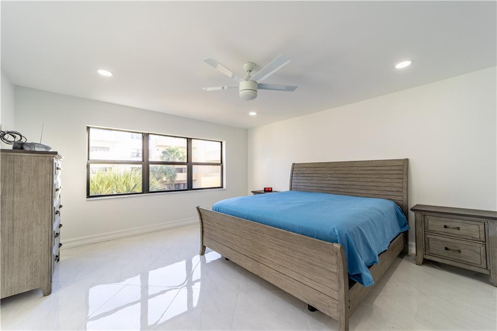 Beach House - Residential