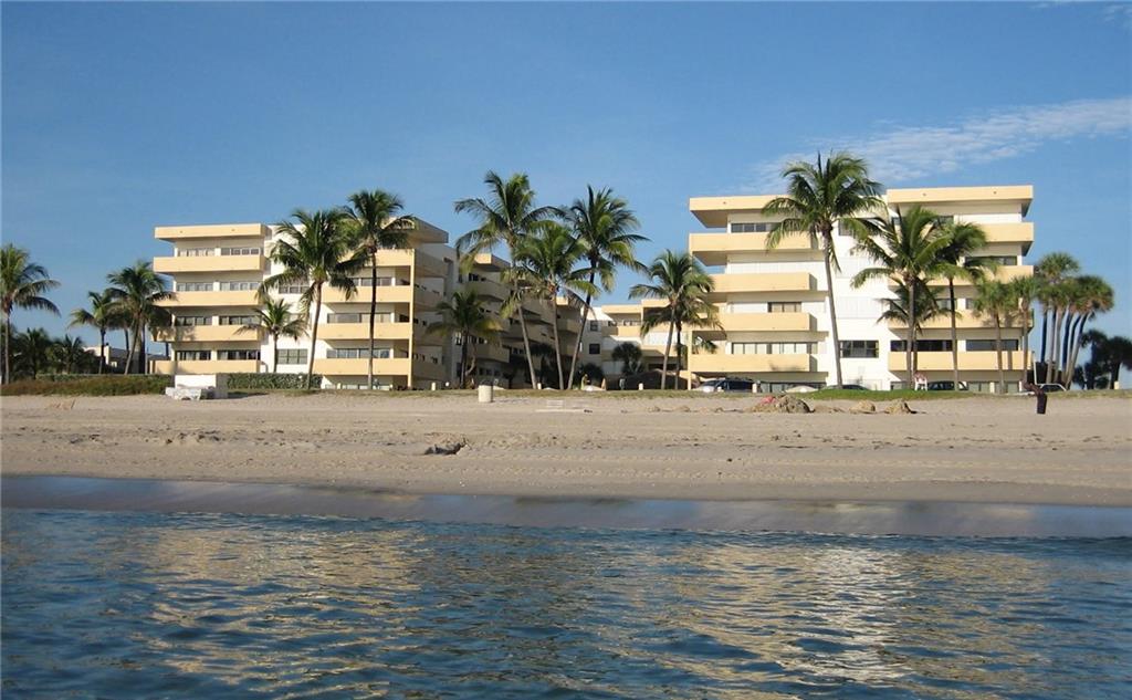 Beach House - Residential