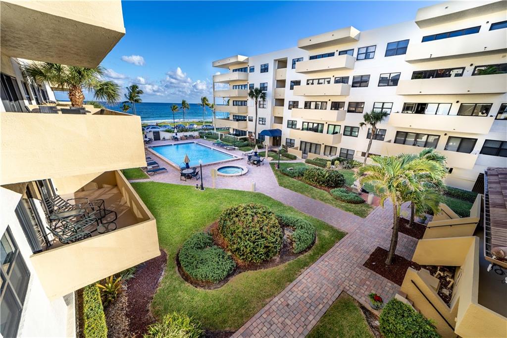 Beach House - Residential