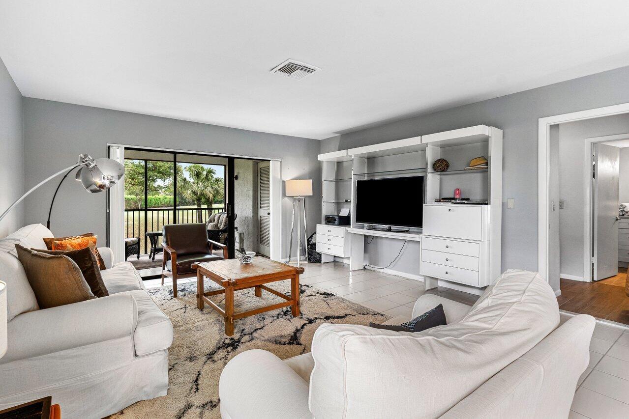 SOUTHPORT AT HUNTERS RUN - Residential