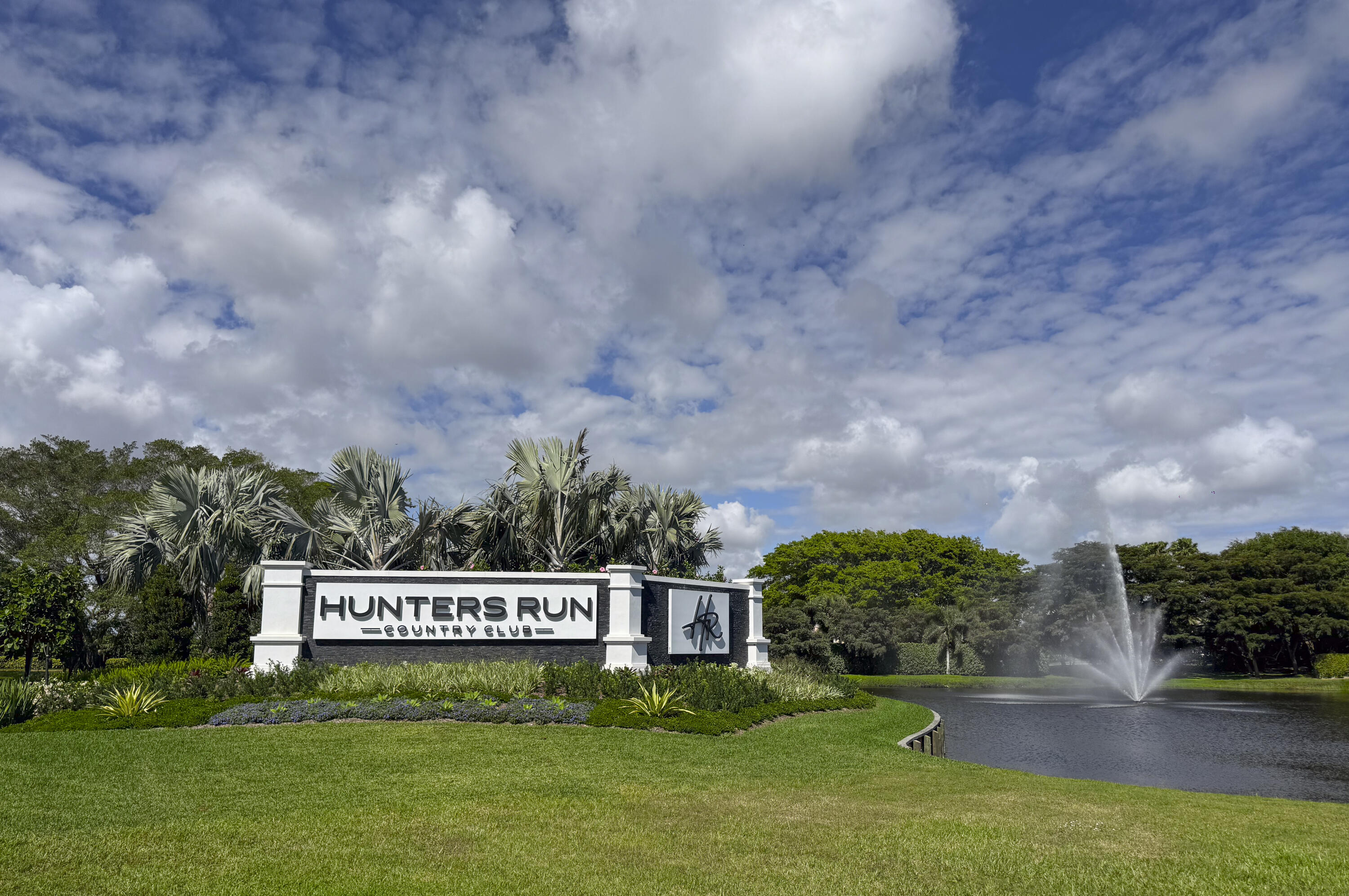 SOUTHPORT AT HUNTERS RUN - Residential