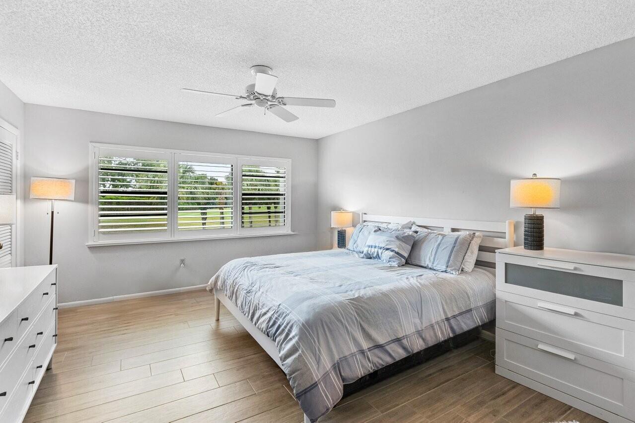 SOUTHPORT AT HUNTERS RUN - Residential