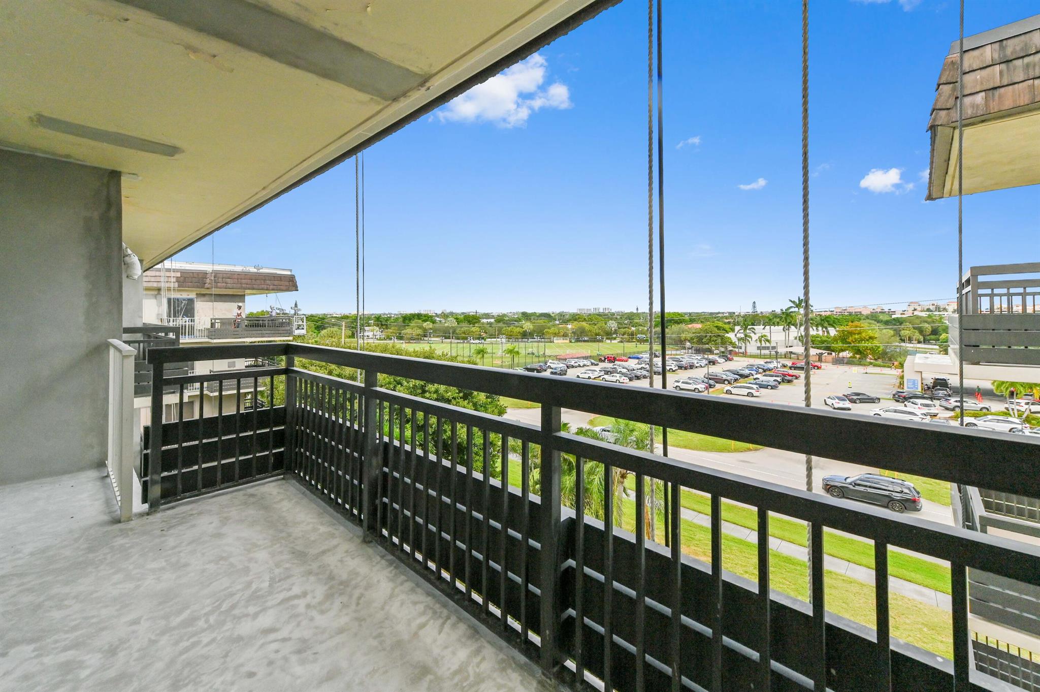 STARLITE CONDO - Residential