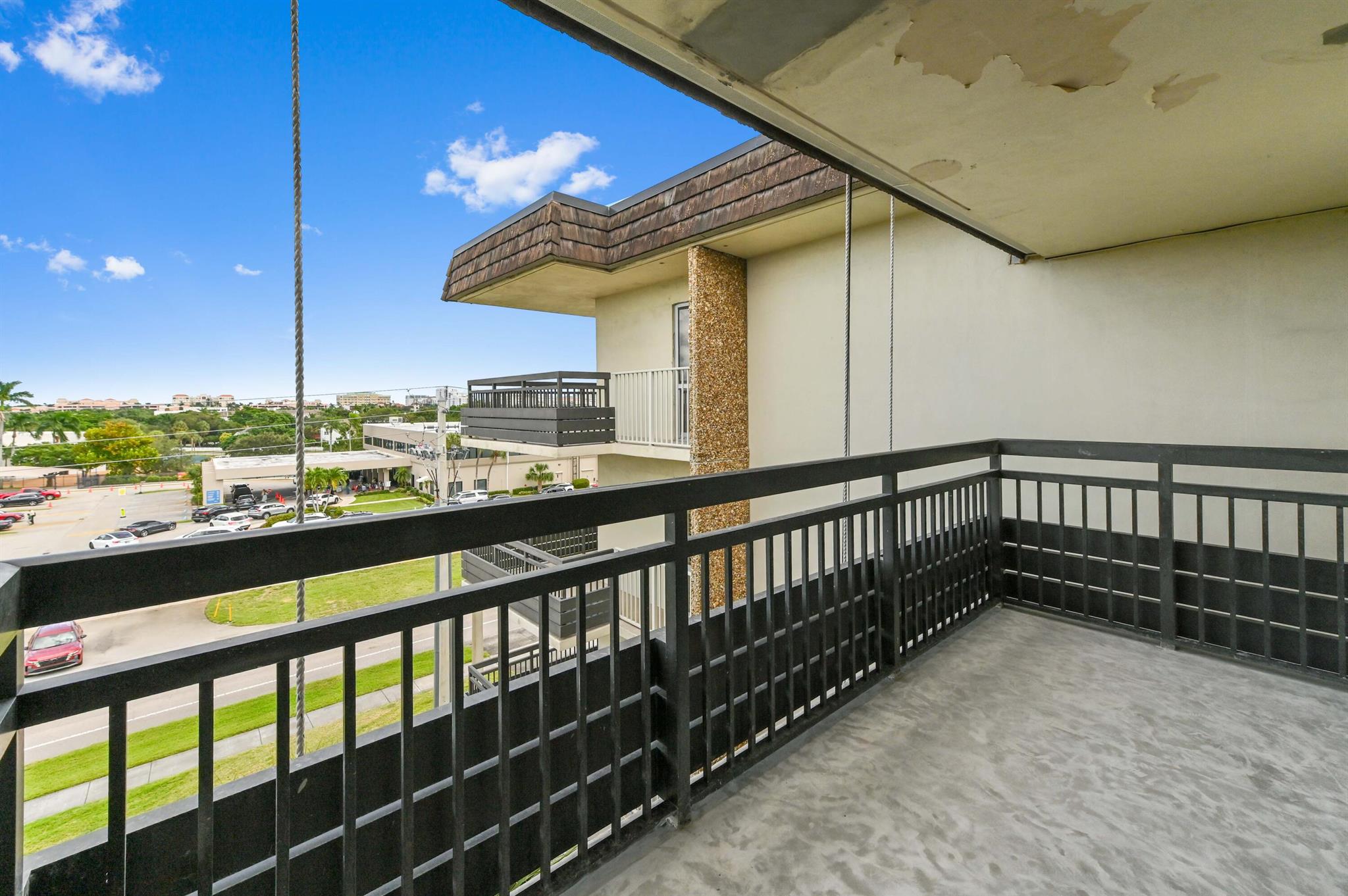 STARLITE CONDO - Residential