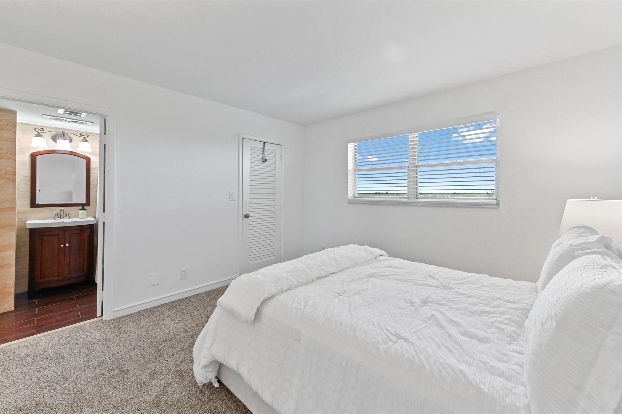 STARLITE CONDO - Residential