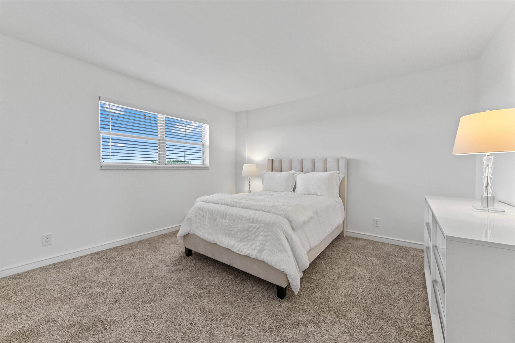 STARLITE CONDO - Residential