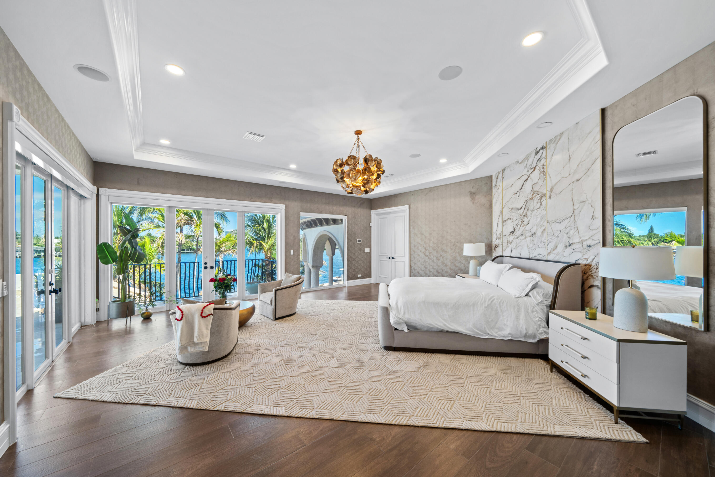 SANTA BARBARA SHORES - Residential