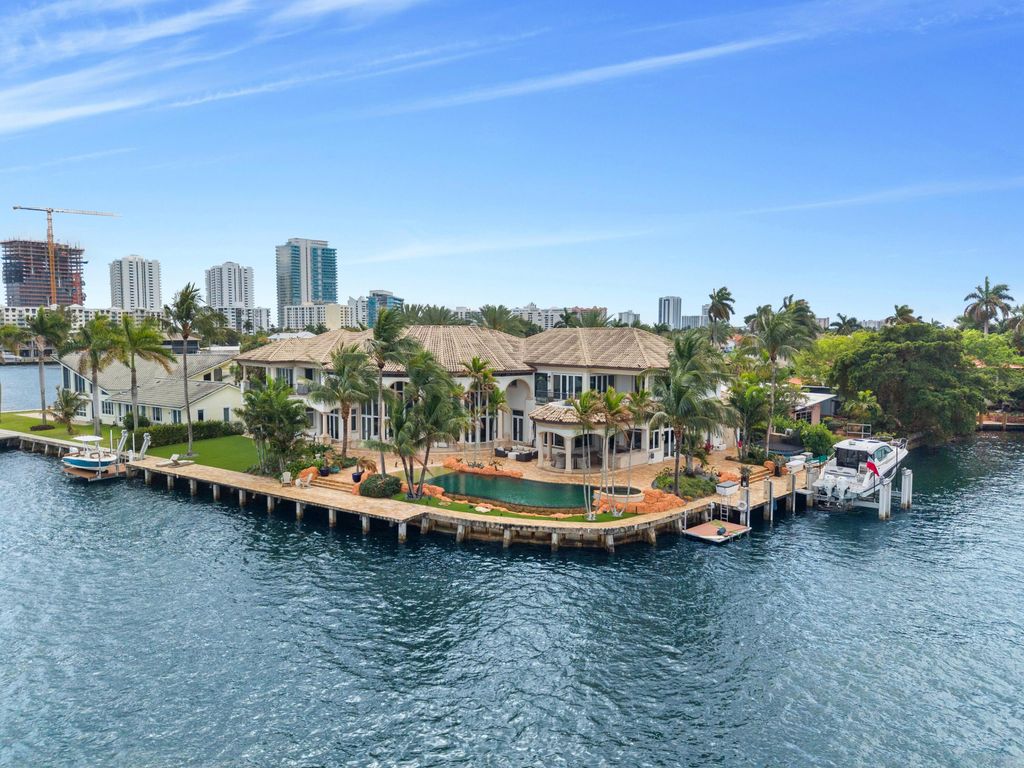 Photo of 2593 SE 8th Street, Pompano Beach, FL 33062 (MLS # B26005855)