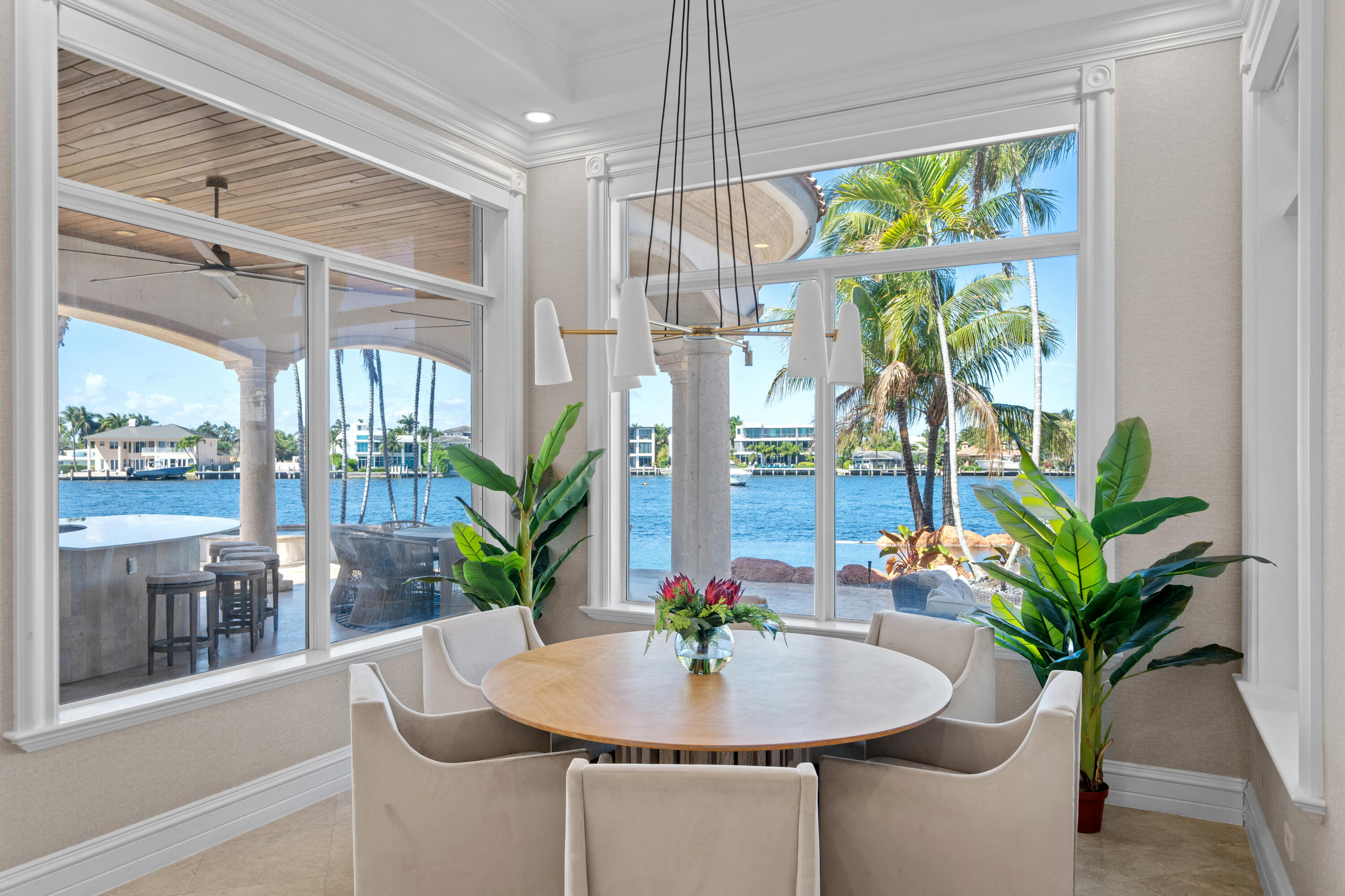 SANTA BARBARA SHORES - Residential