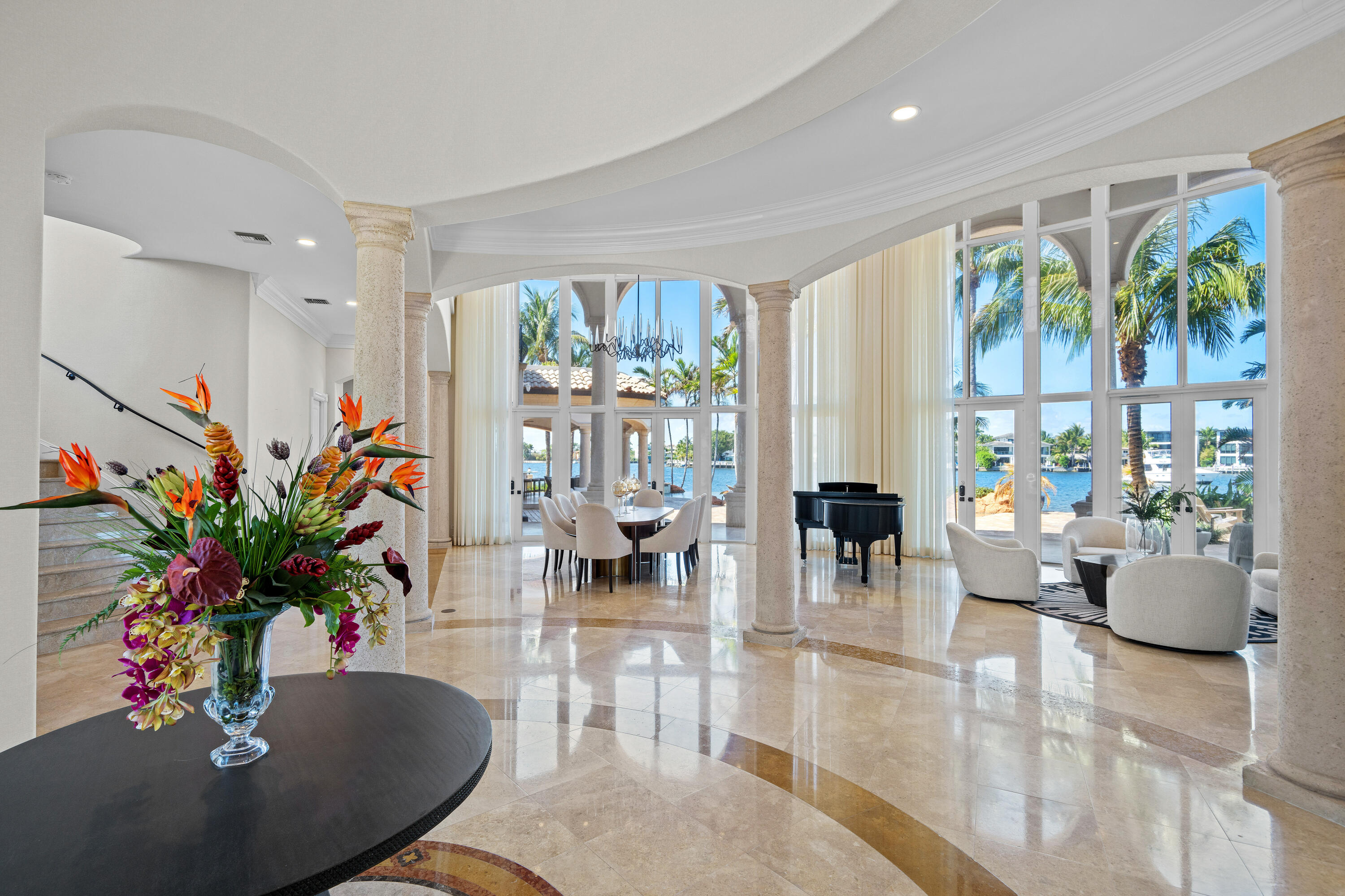 SANTA BARBARA SHORES - Residential