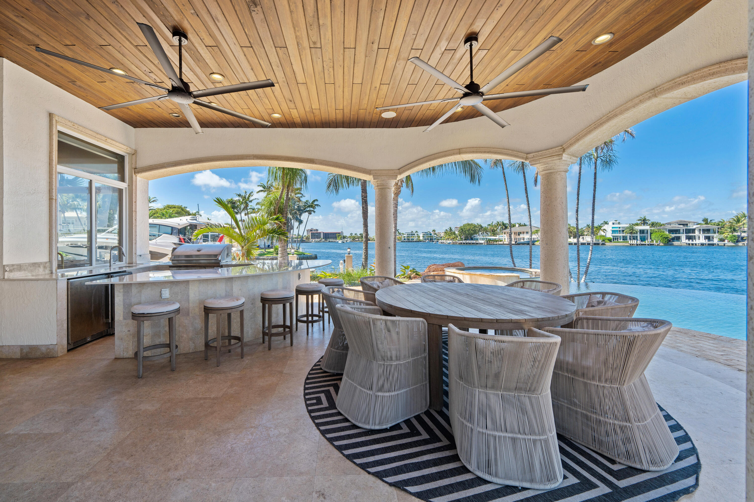 SANTA BARBARA SHORES - Residential