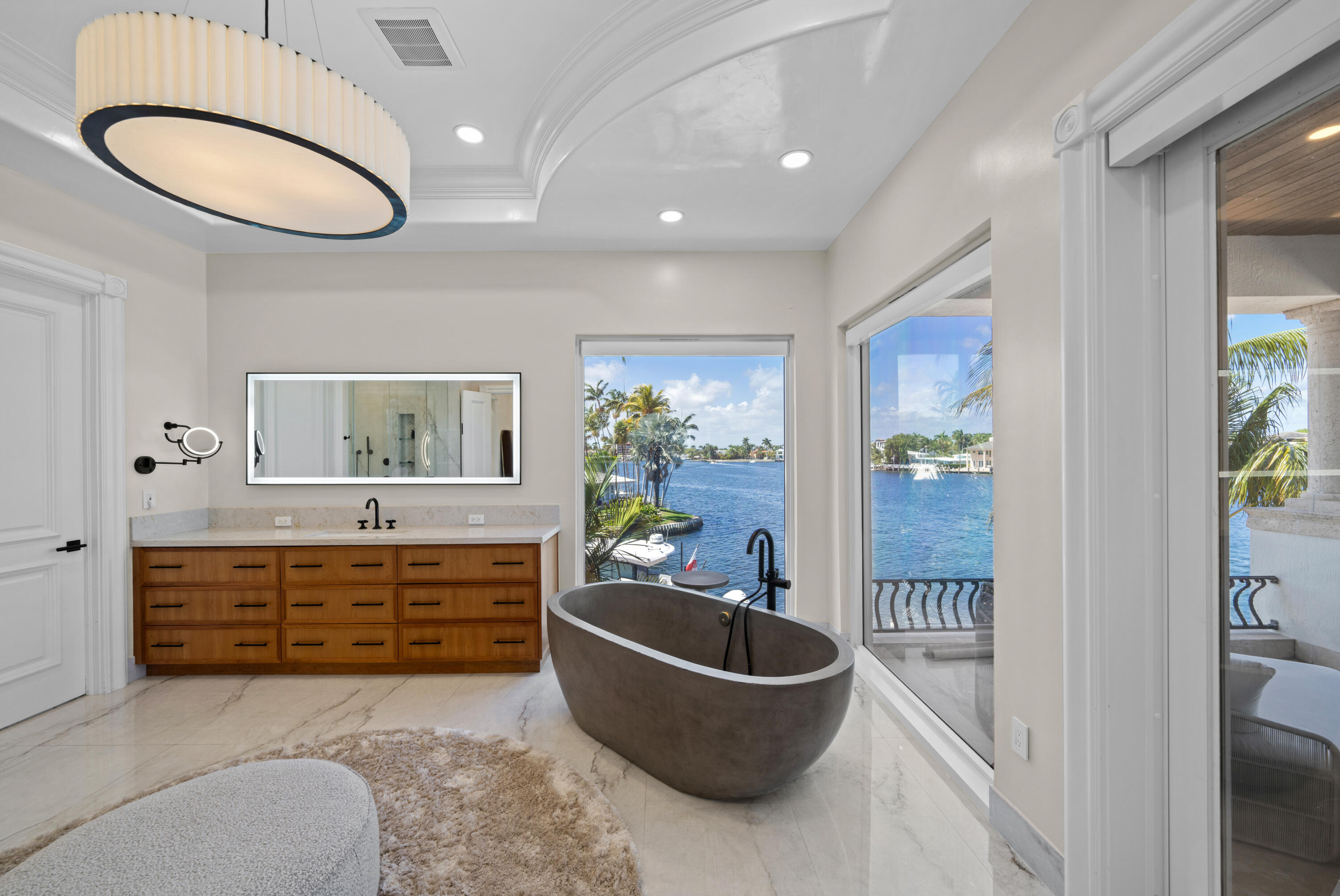 SANTA BARBARA SHORES - Residential