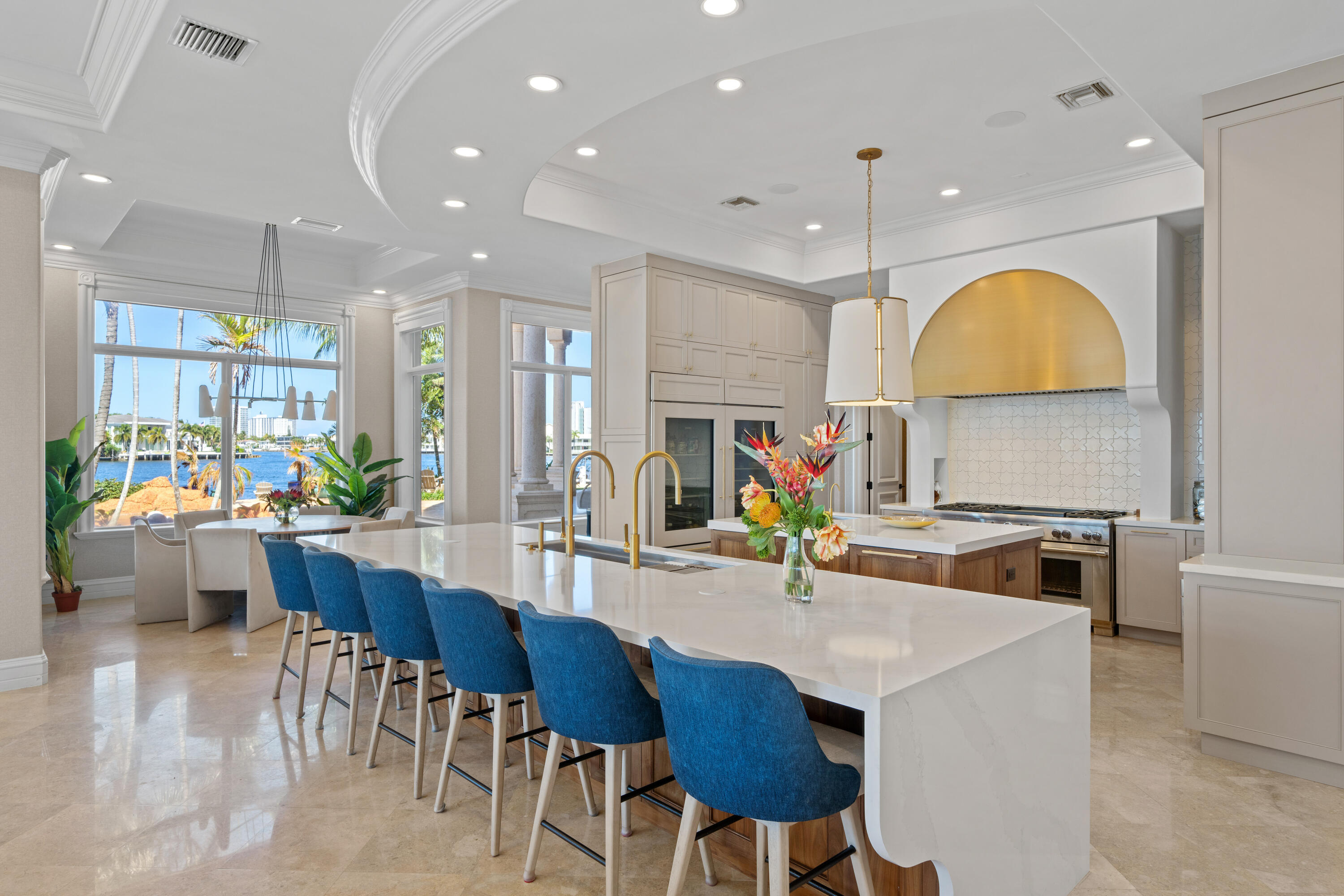 SANTA BARBARA SHORES - Residential