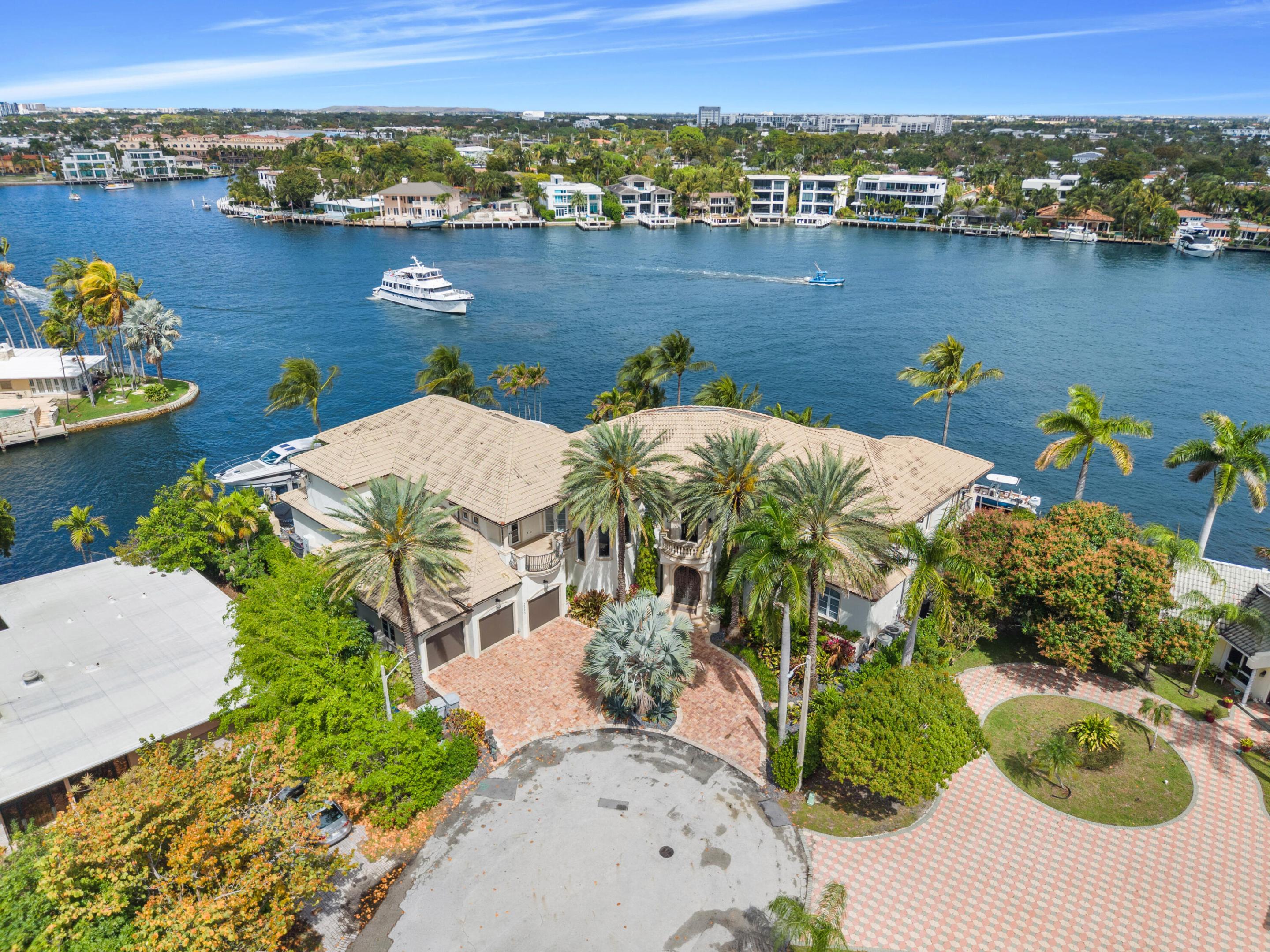 SANTA BARBARA SHORES - Residential