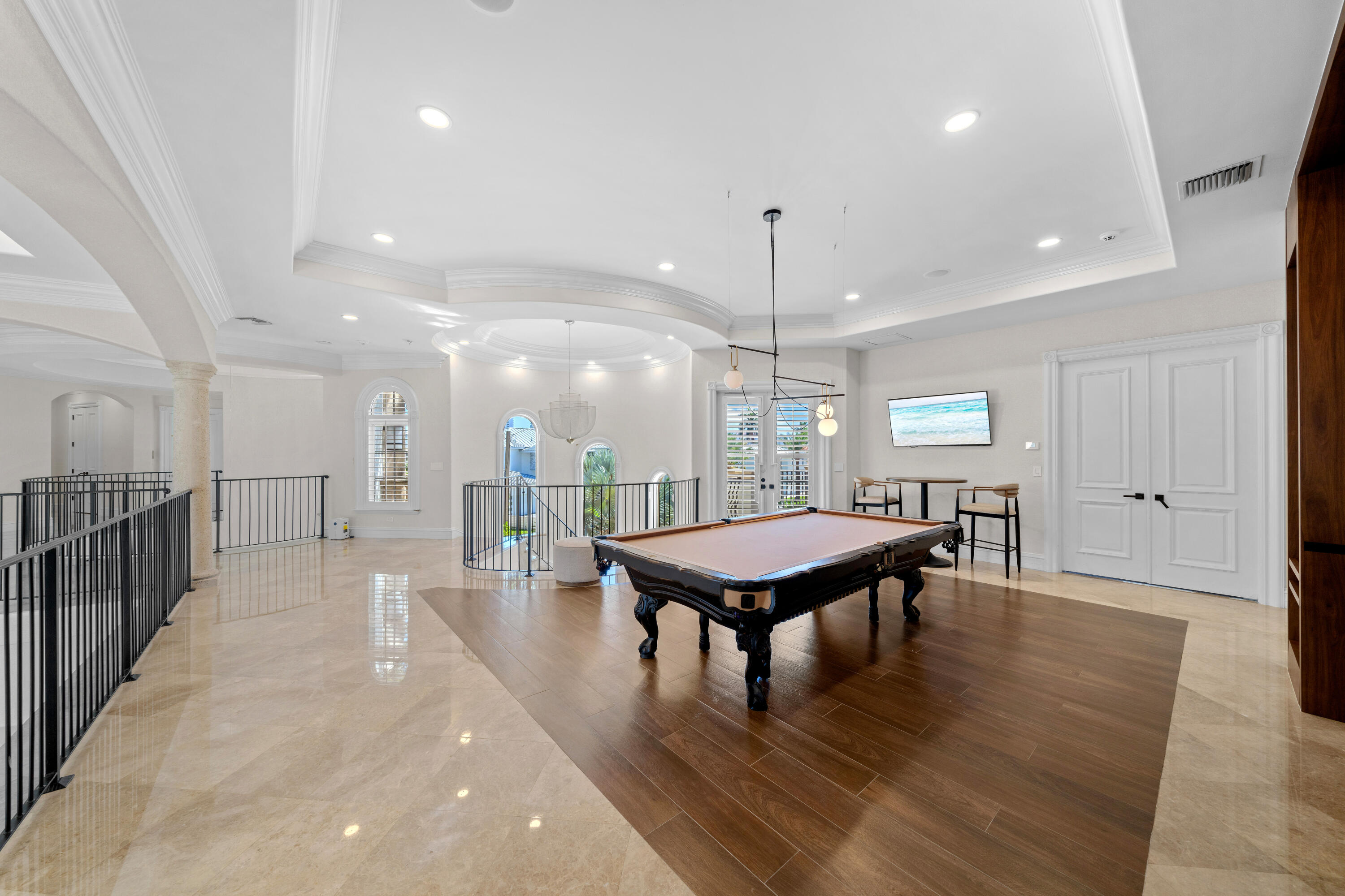 SANTA BARBARA SHORES - Residential