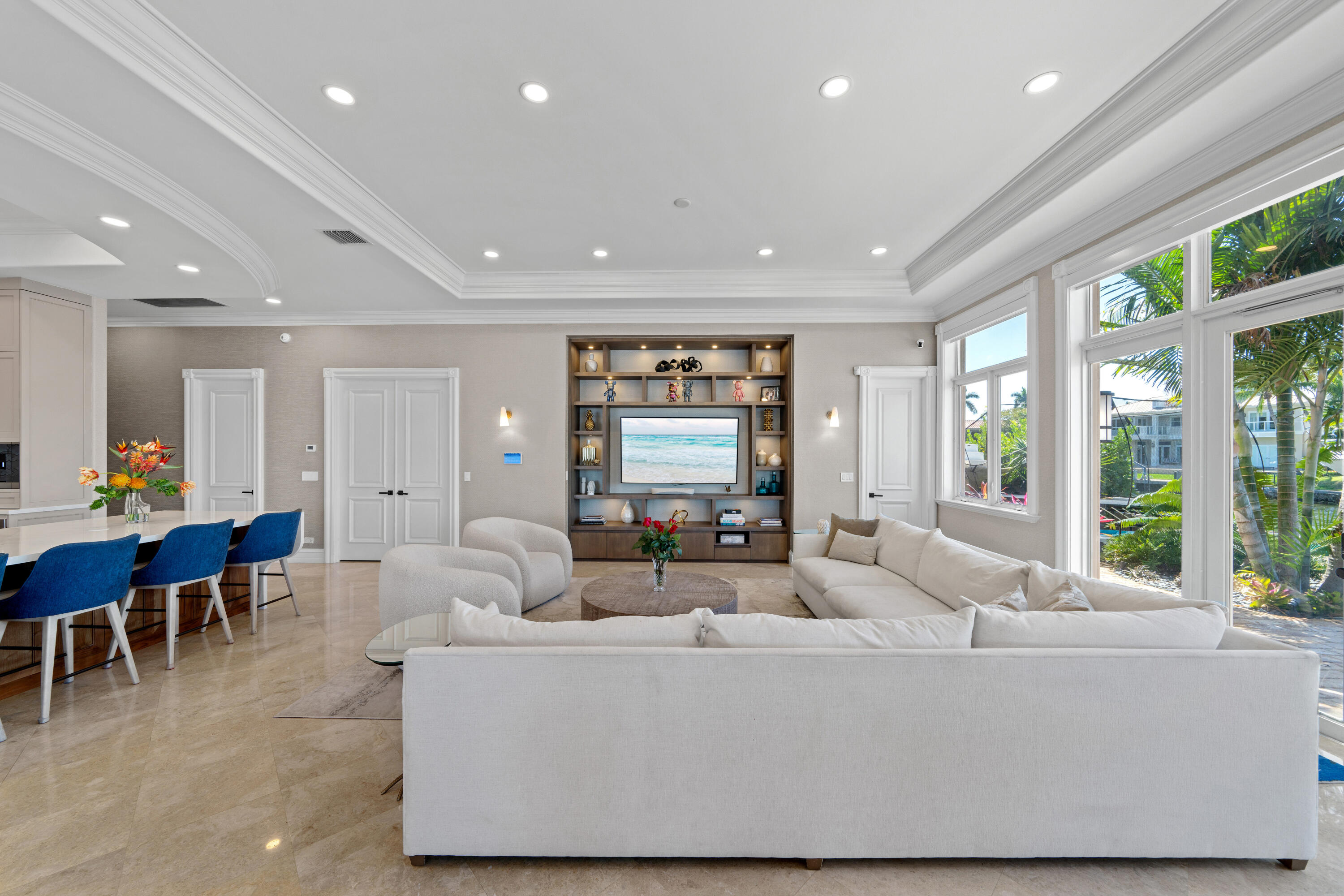 SANTA BARBARA SHORES - Residential