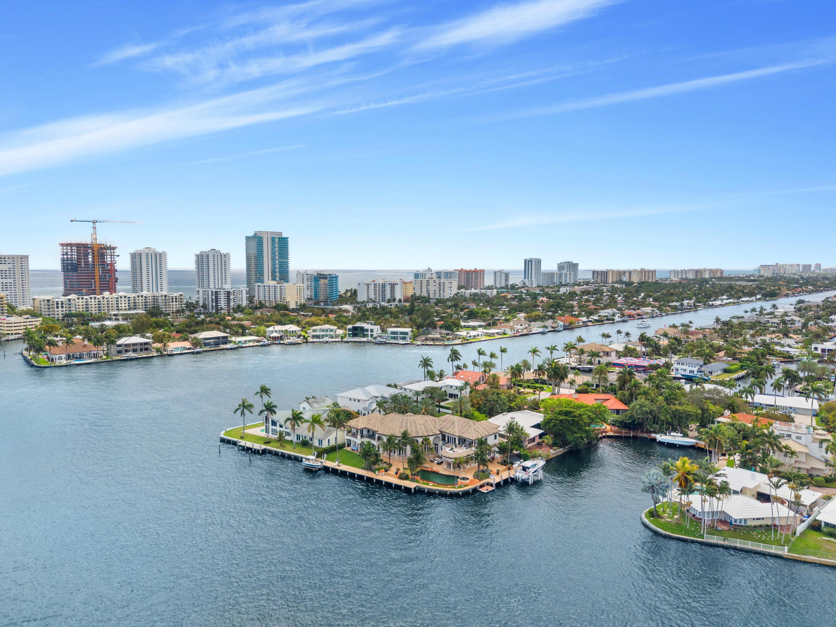 SANTA BARBARA SHORES - Residential