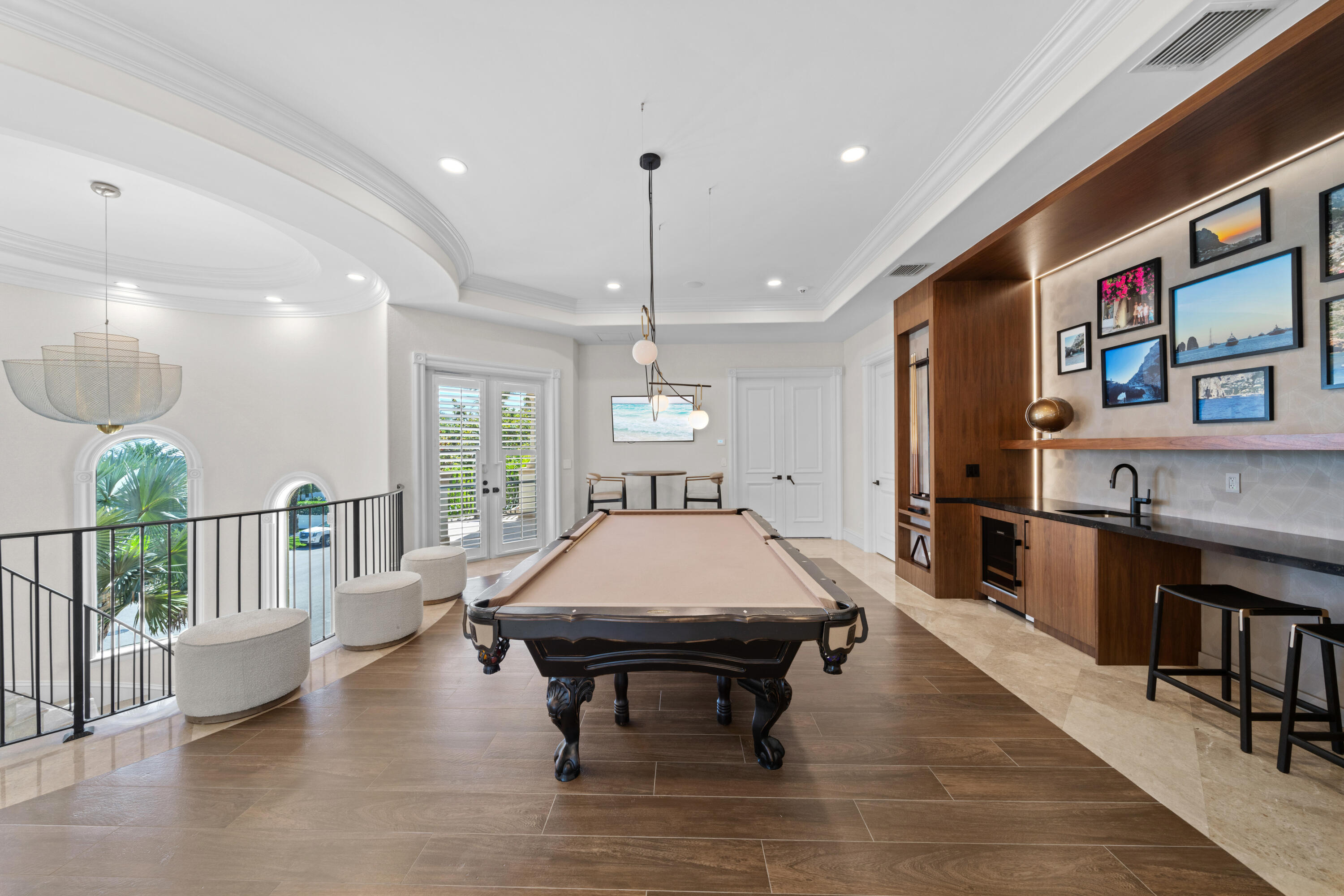 SANTA BARBARA SHORES - Residential