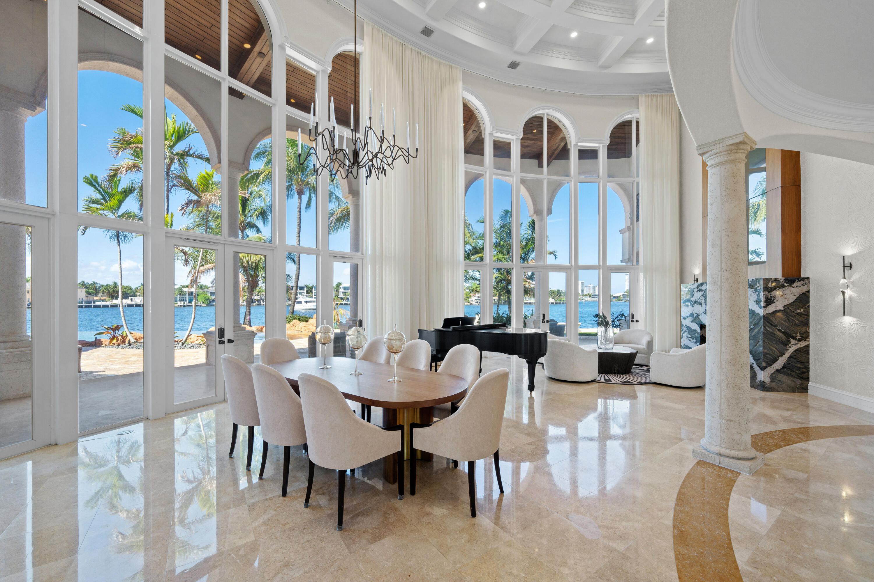 SANTA BARBARA SHORES - Residential