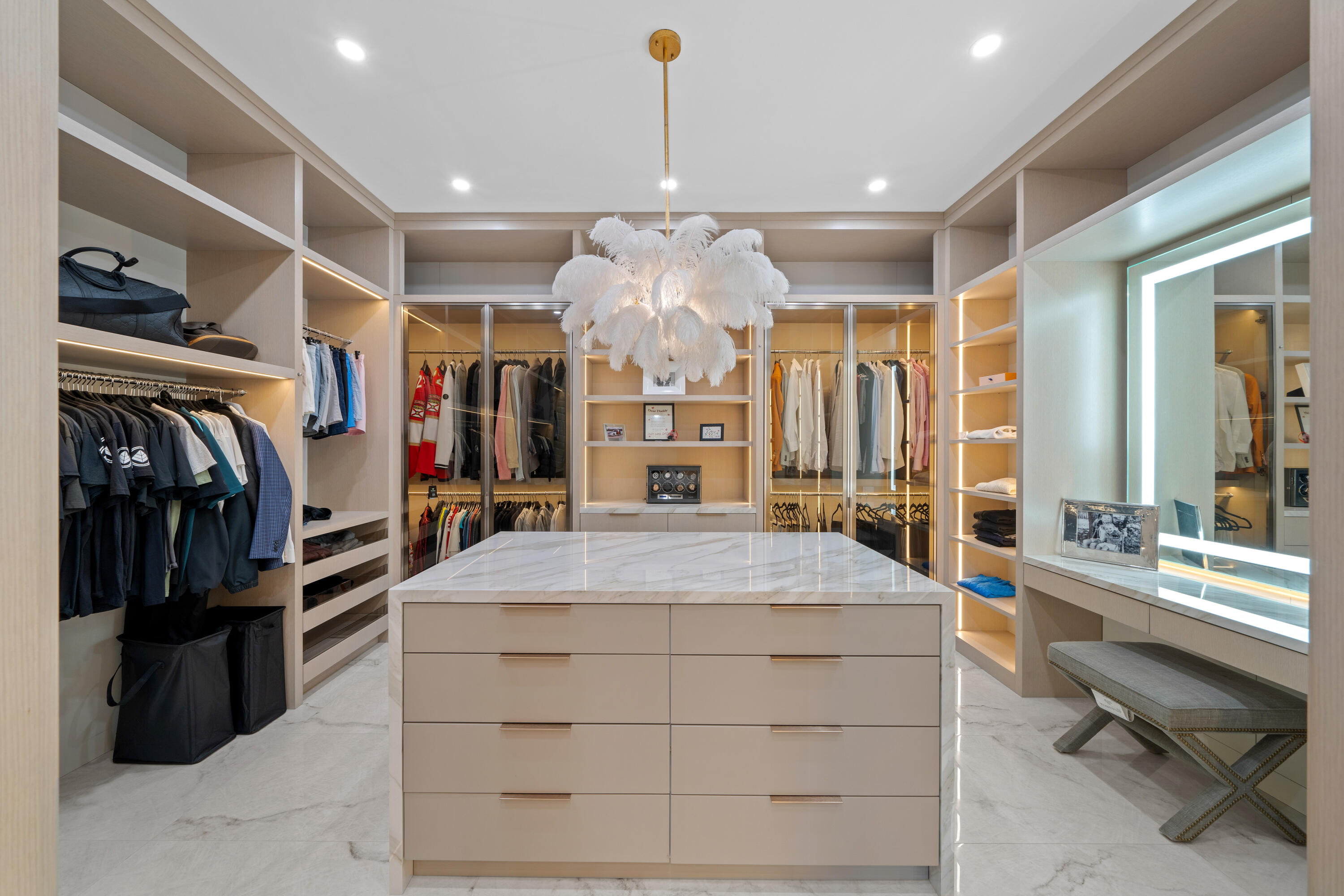 SANTA BARBARA SHORES - Residential