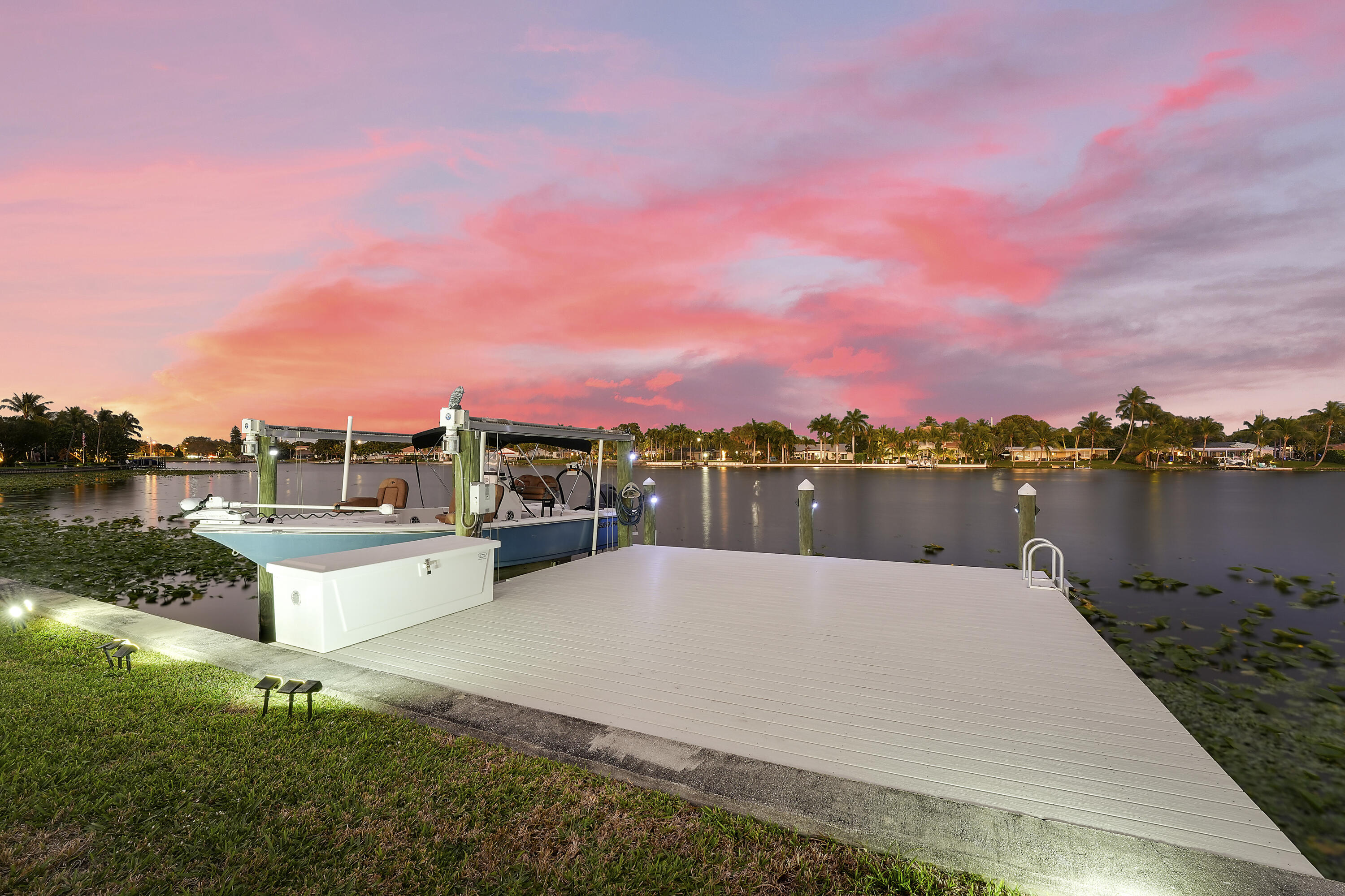 LAKE CLARKE SHORES - Residential