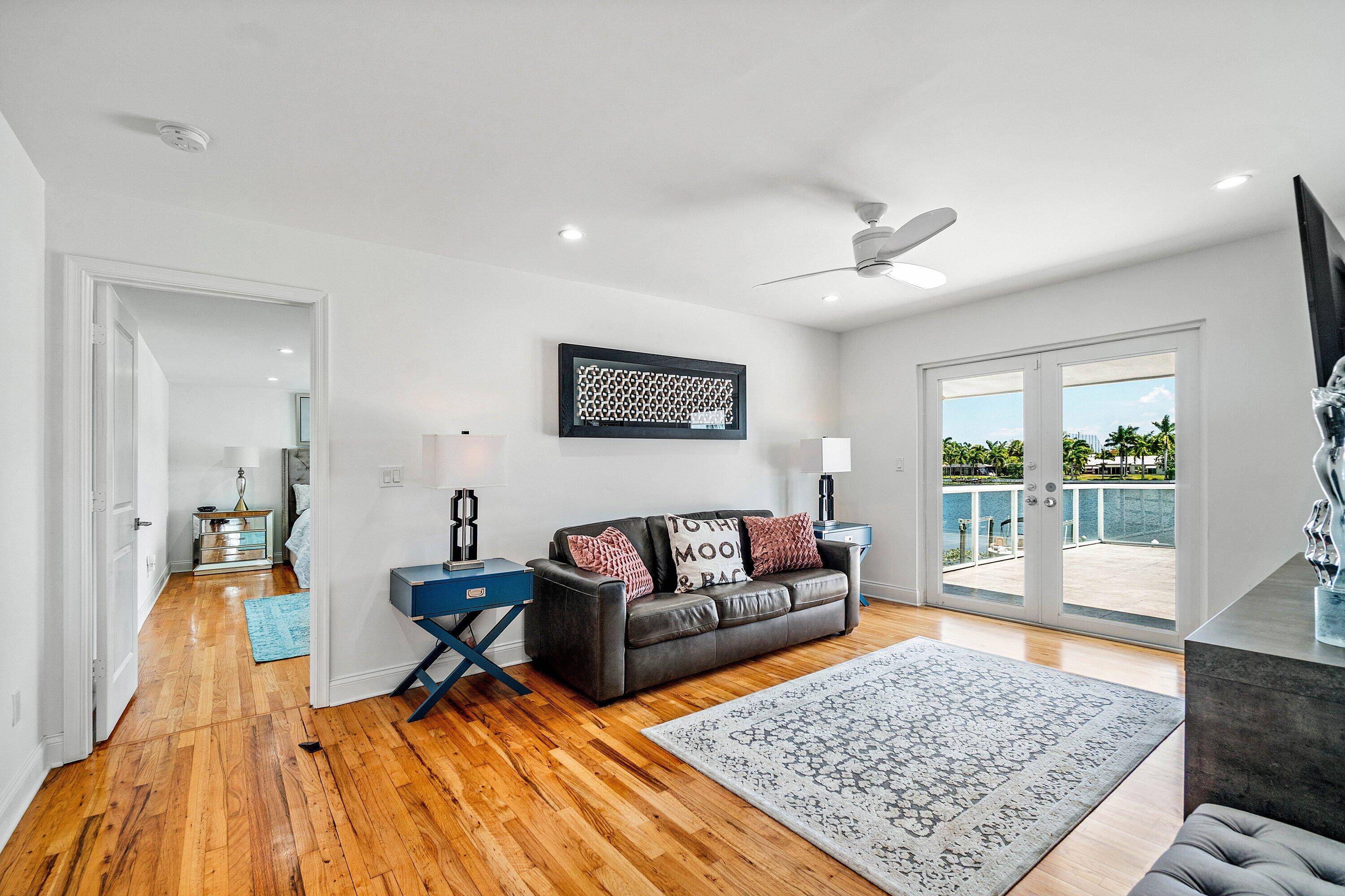 LAKE CLARKE SHORES - Residential