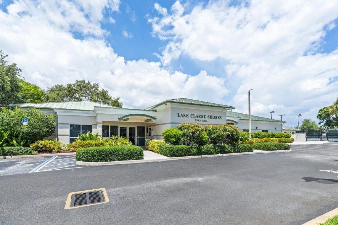 LAKE CLARKE SHORES - Residential