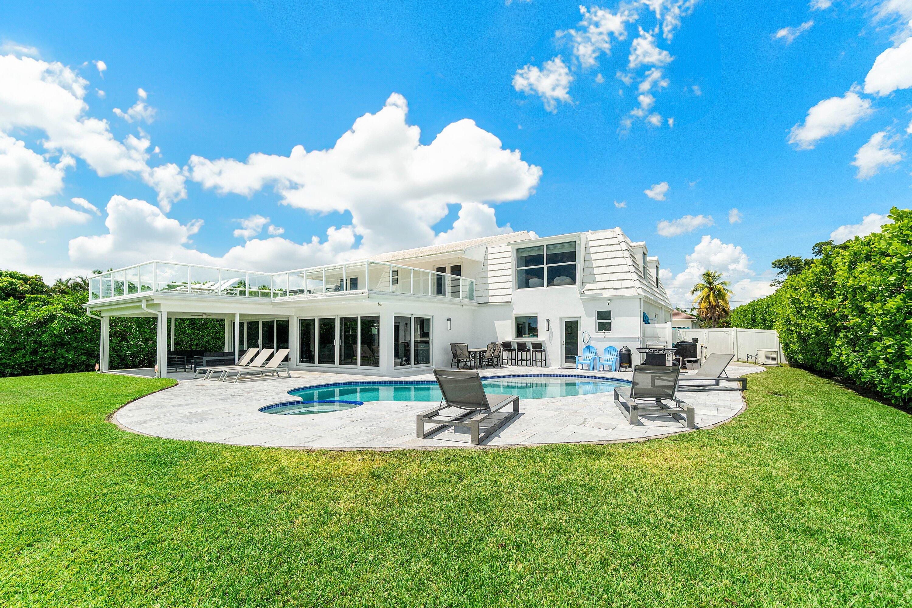 LAKE CLARKE SHORES - Residential