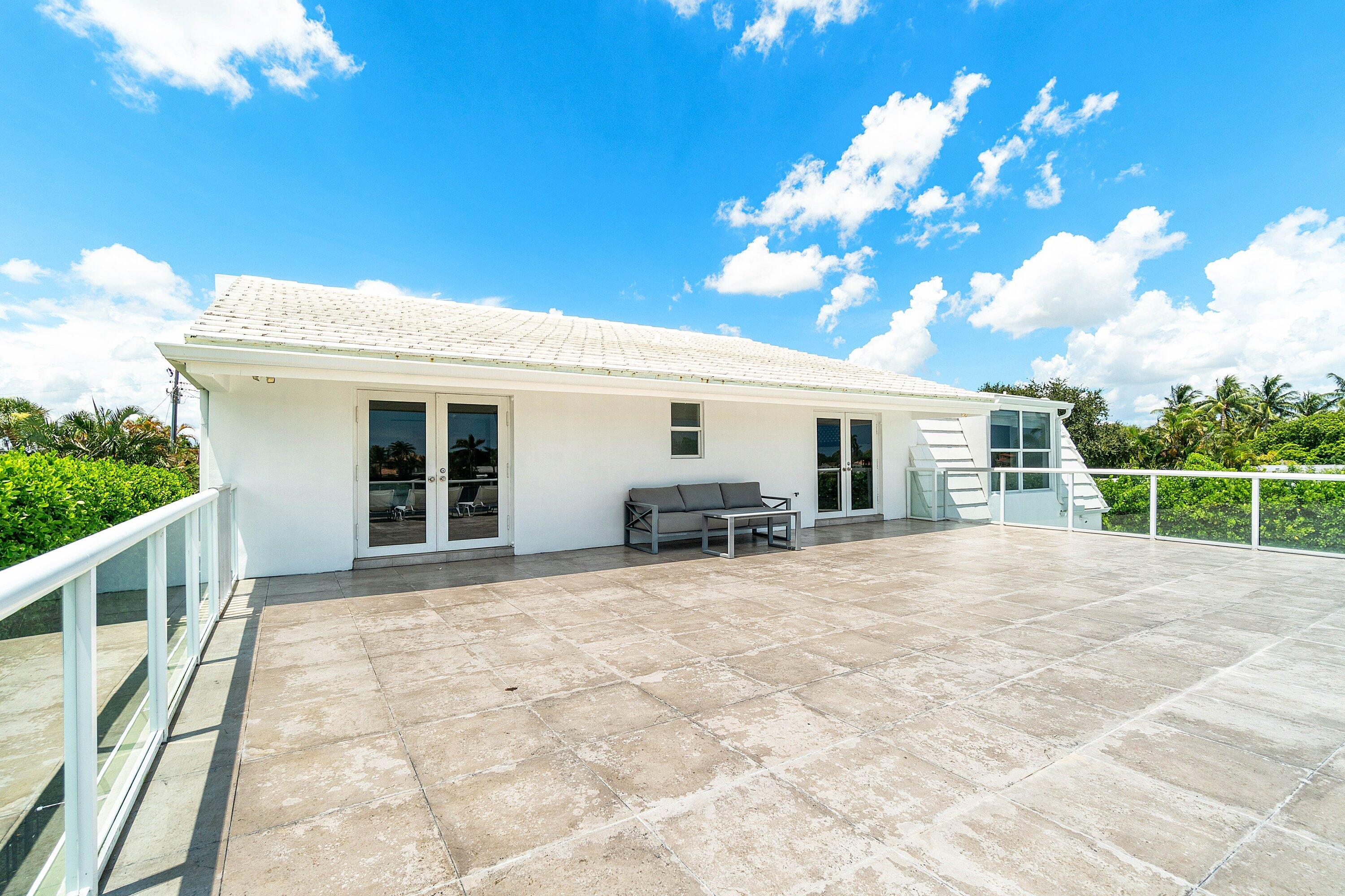 LAKE CLARKE SHORES - Residential