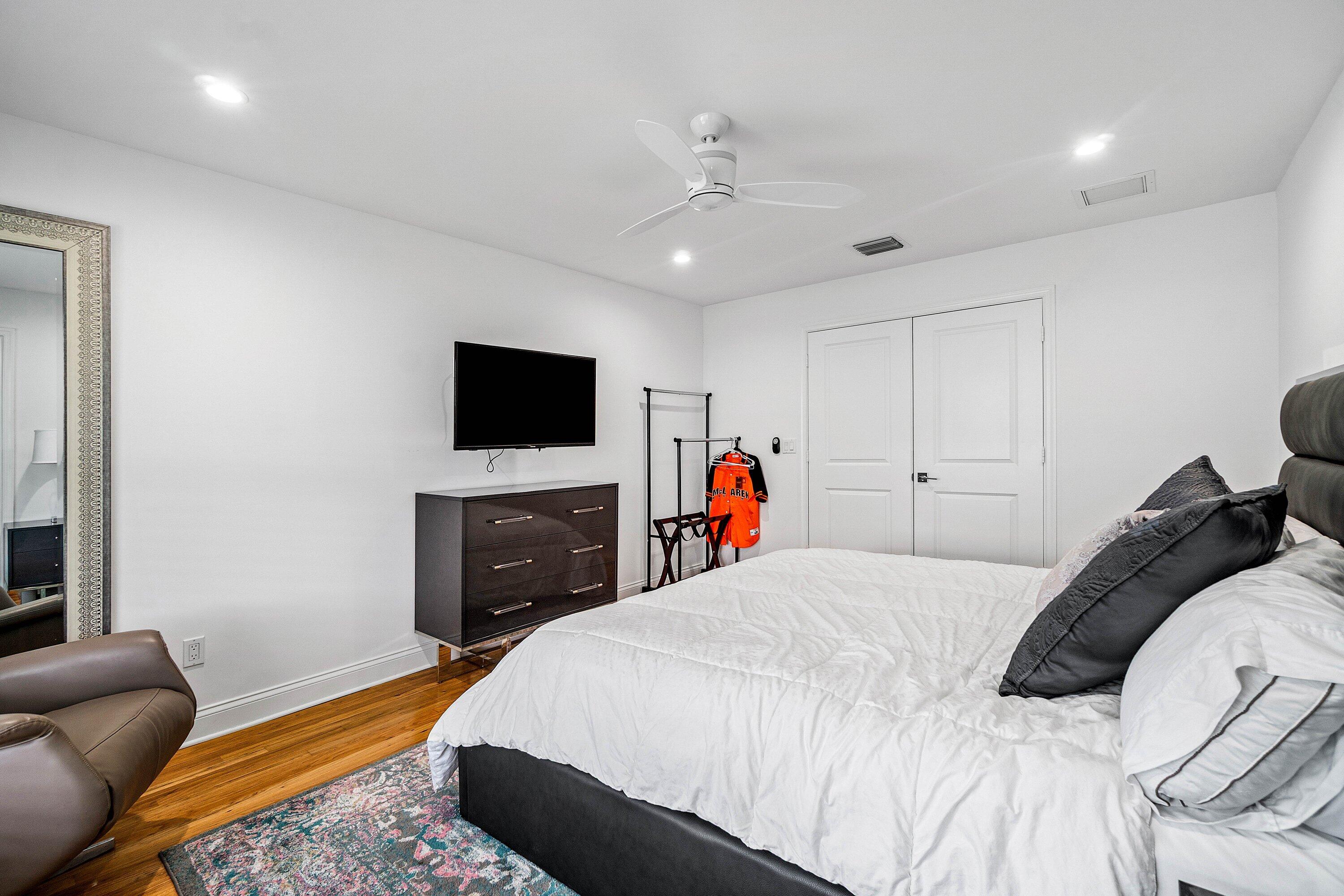 LAKE CLARKE SHORES - Residential