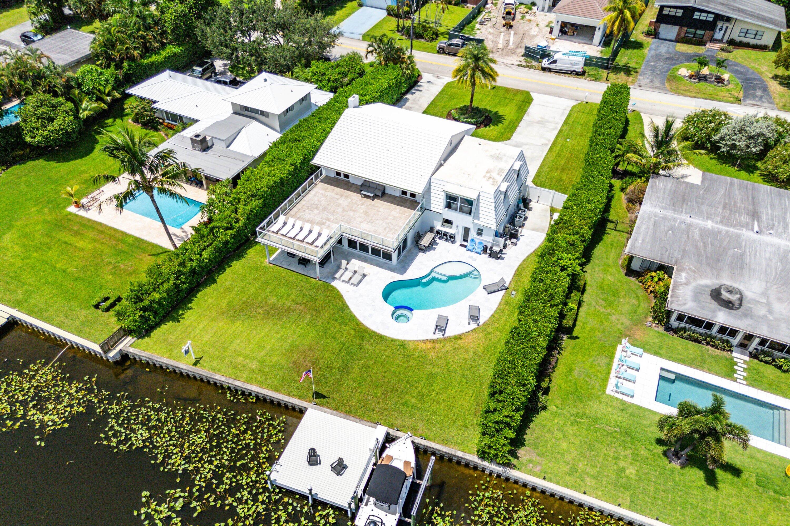 LAKE CLARKE SHORES - Residential