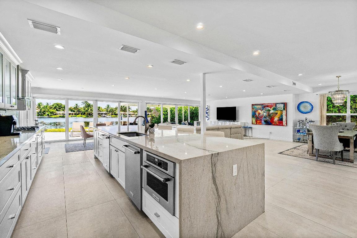 LAKE CLARKE SHORES - Residential