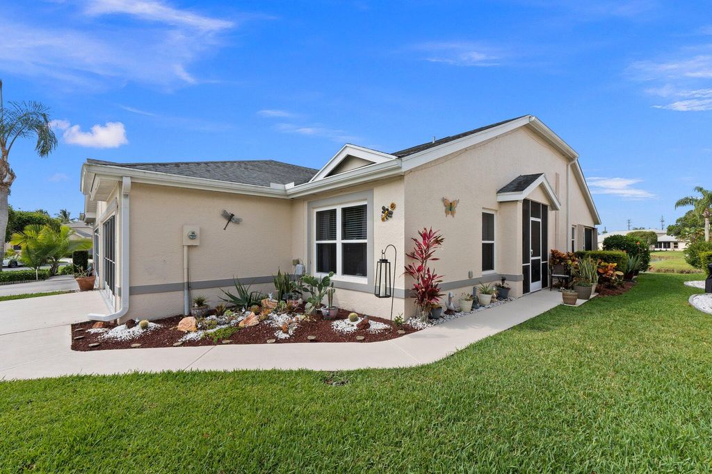 Photo of 4248 SE Home Way, Port Saint Lucie, FL 34952 (MLS # R10988602)
