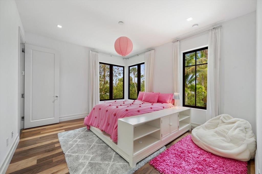 Anchorage Point - Residential