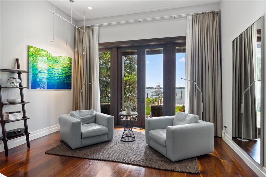 Anchorage Point - Residential