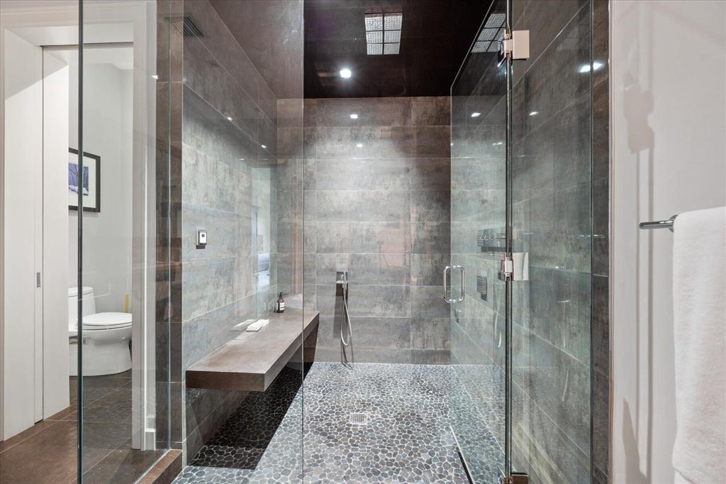 Anchorage Point - Residential