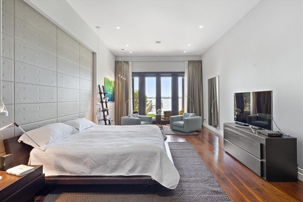 Anchorage Point - Residential