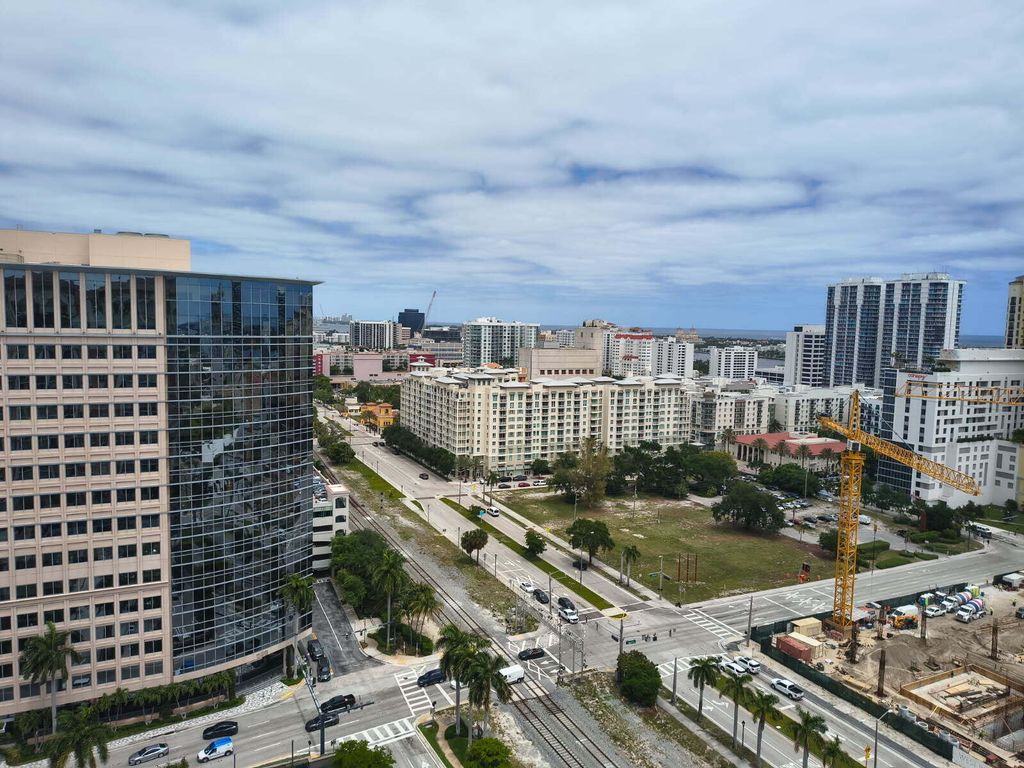 Photo of 550 Okeechobee Boulevard #Uph-04, West Palm Beach, FL 33401 (MLS # B26029555)