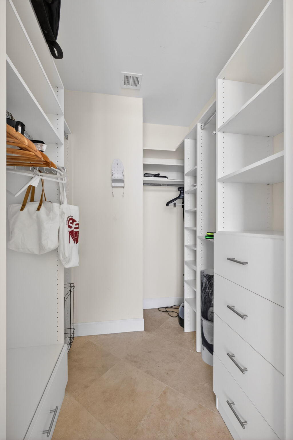 CITYPLACE SOUTH TOWER CONDO - Residential