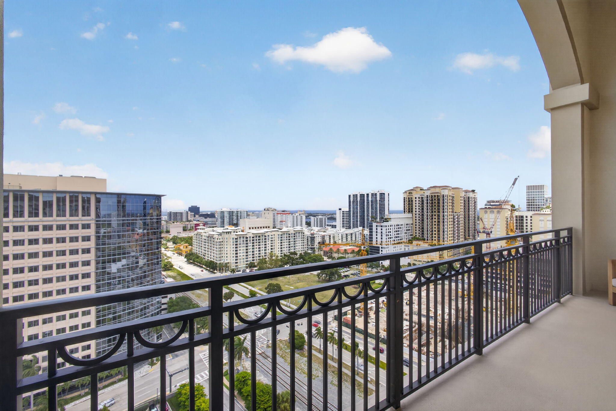 550 Okeechobee Boulevard Uph-04
