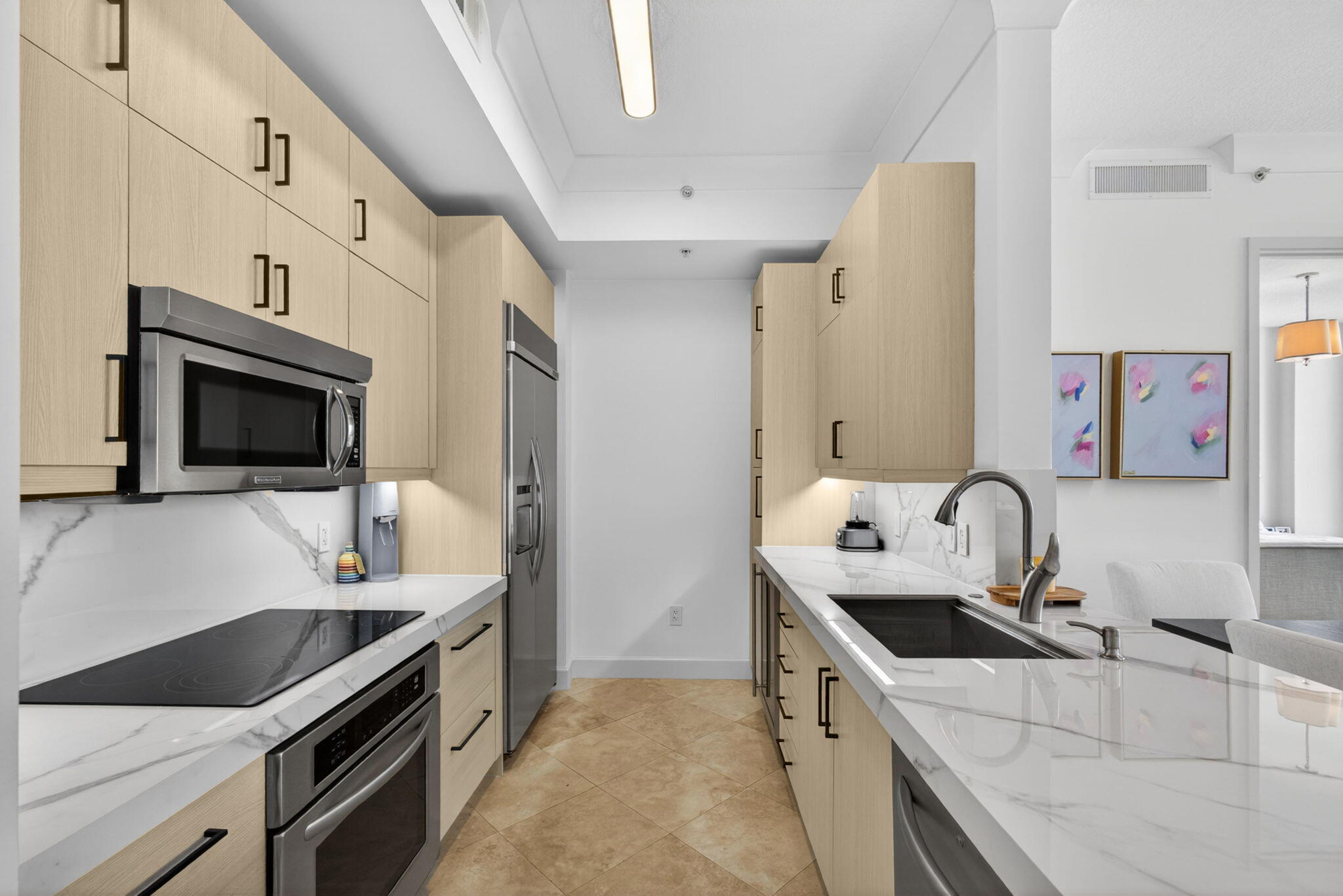 CITYPLACE SOUTH TOWER CONDO - Residential