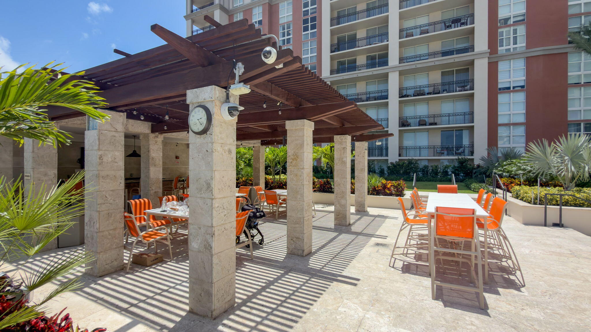 CITYPLACE SOUTH TOWER CONDO - Residential