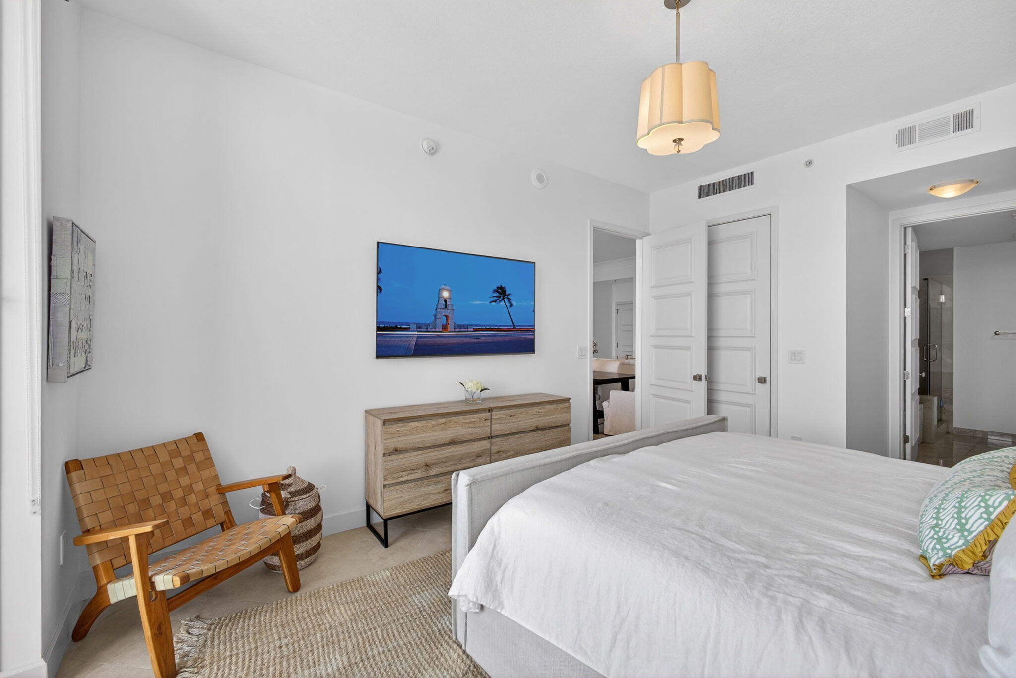 CITYPLACE SOUTH TOWER CONDO - Residential