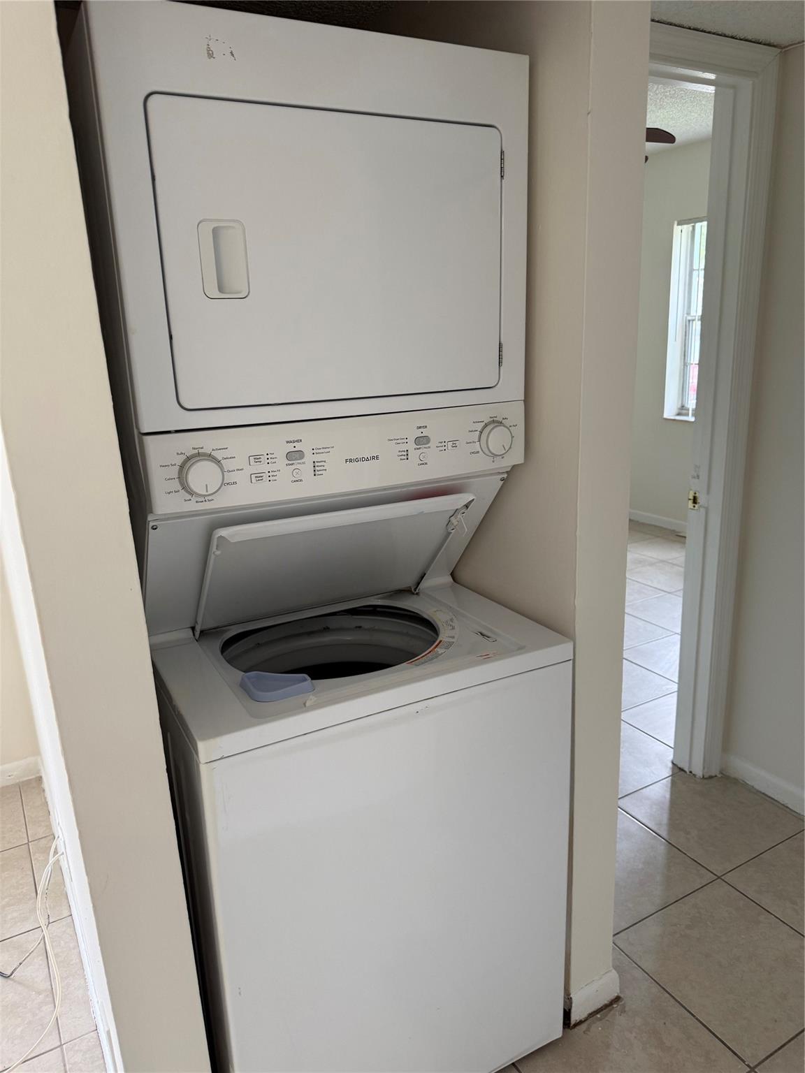 Forest Park Condo - Residential Lease