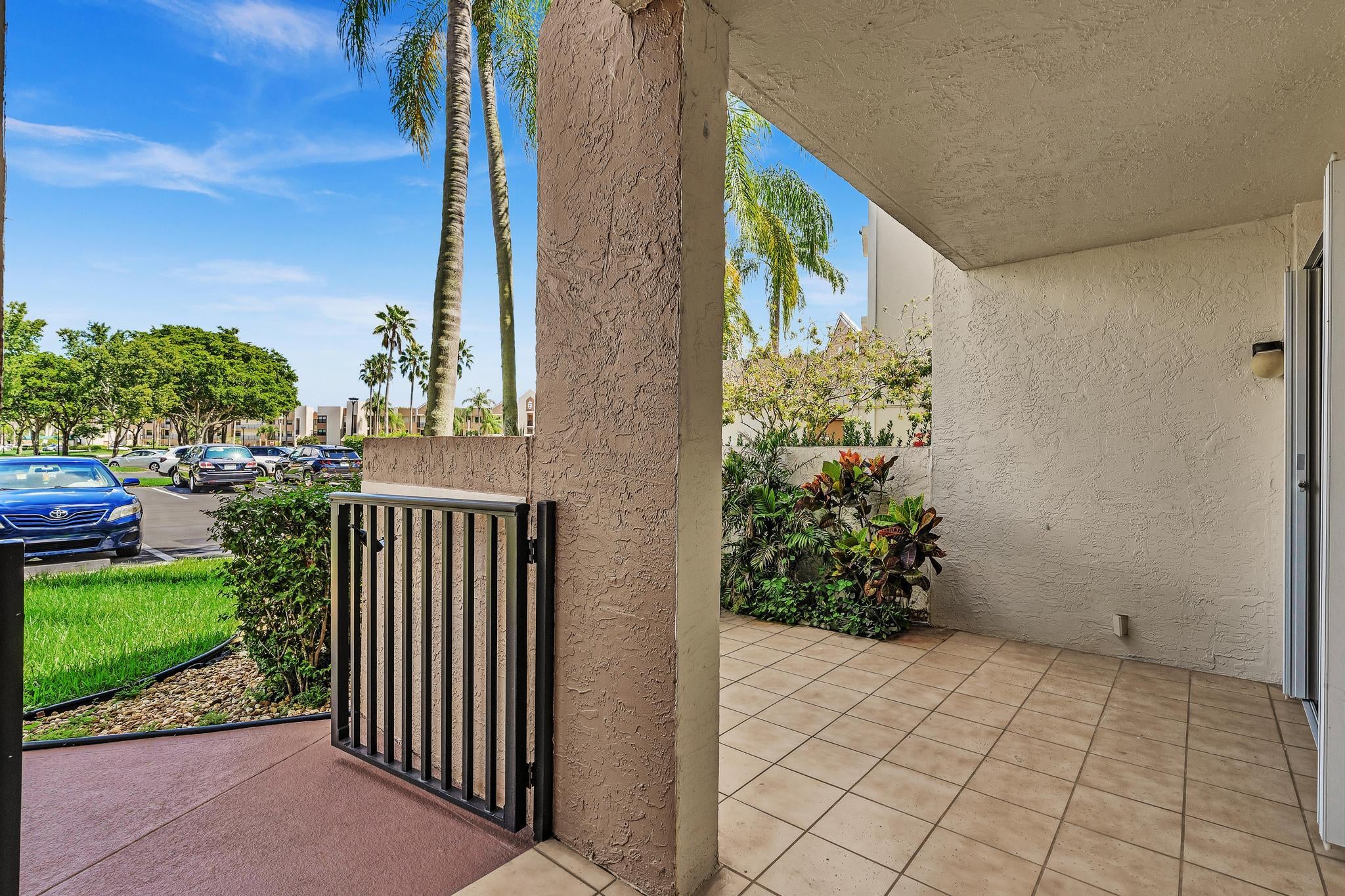 7216 Fairfax Drive 109